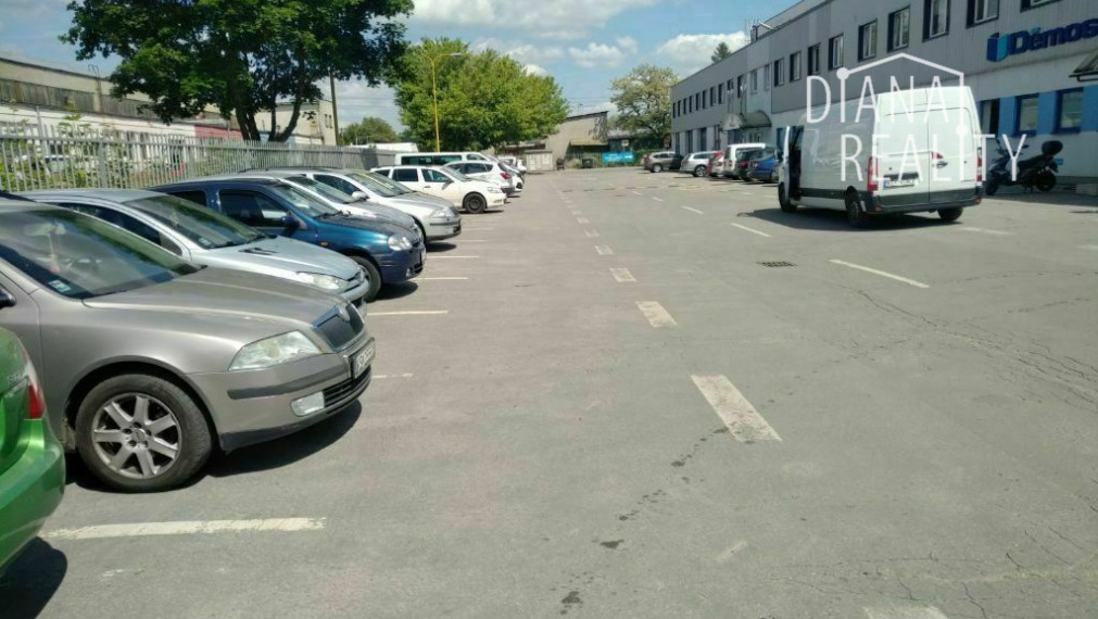 Kancelária v Barci