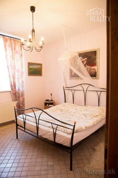 Kancelária Lamač ,  aj s  2-izbovým bytom v objekte