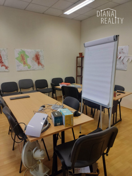 Na prenájom kancelária, obchodný priestor, priestor pre služby, znížená cena