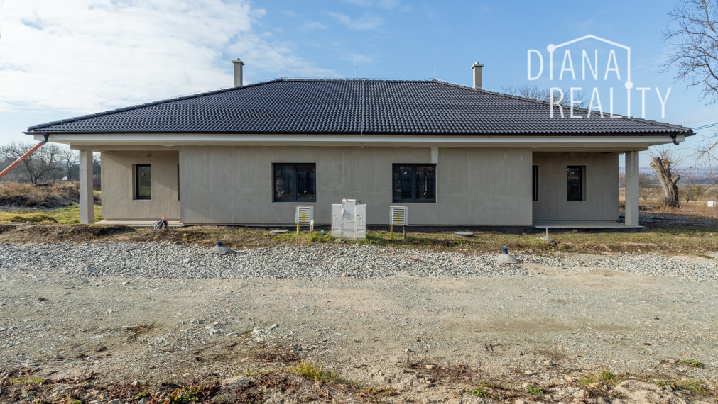 Na predaj 4-izbový bungalov v Ploskom, novostavba