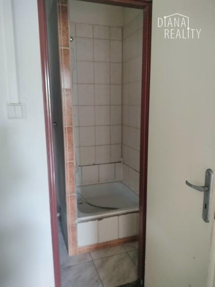 Na prenájom skladový, obchodný a administratívny priestor Barca