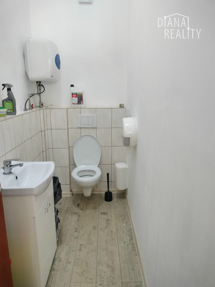 Na prenájom obchodný priestor v Barci, znížená cena