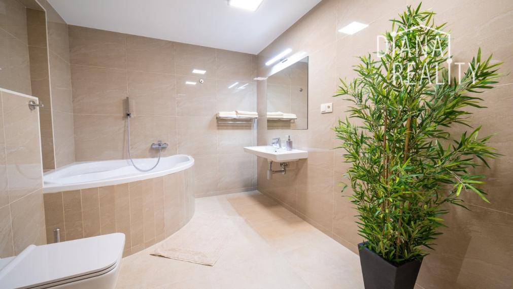 Na predaj penzión, Košické Hámre