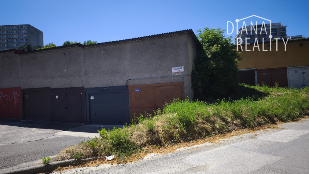 Na predaj garáž na Belanskej ulici v OV