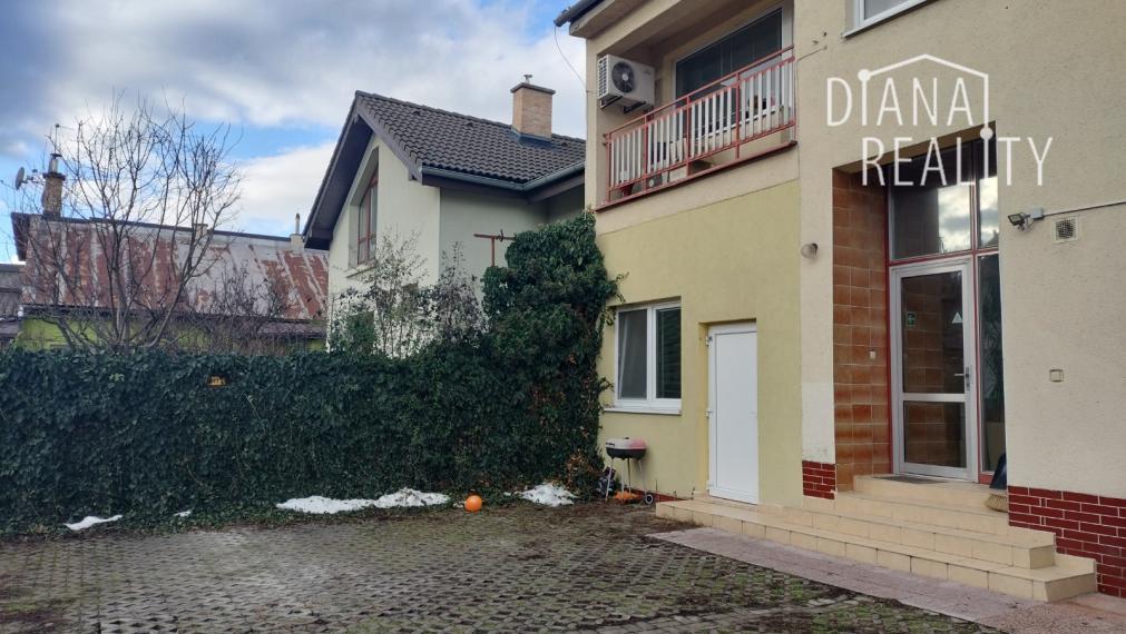 2-izbový byt na Skladnej , v blízkosti centra aj s parkovaním vo dvore