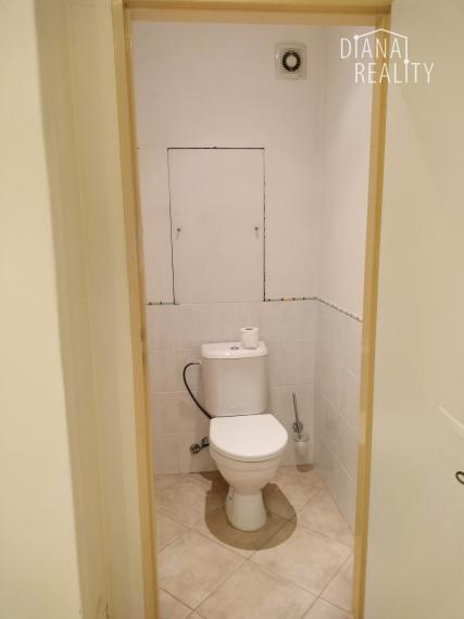 Na prenájom 4-izbový byt na Lomonosovovej ulici