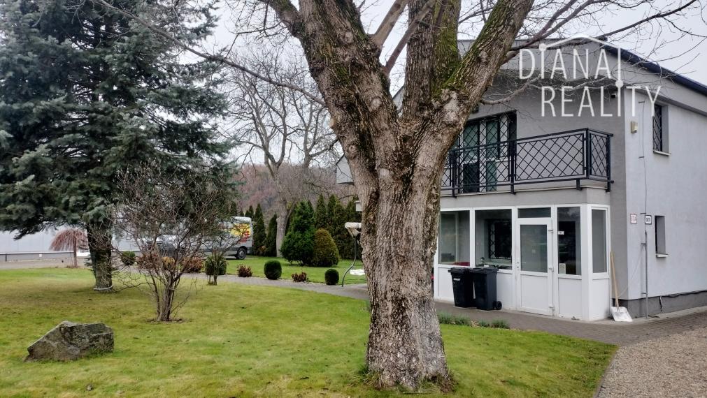 Na prenájom administratívna budova