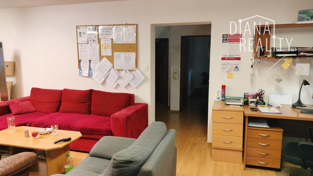 Na prenájom administratívna budova