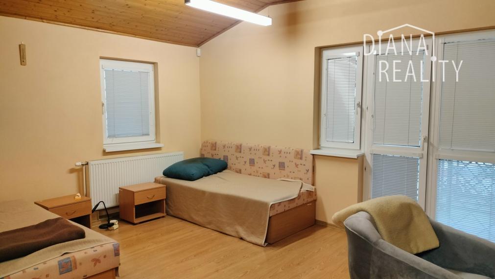 Na prenájom administratívna budova