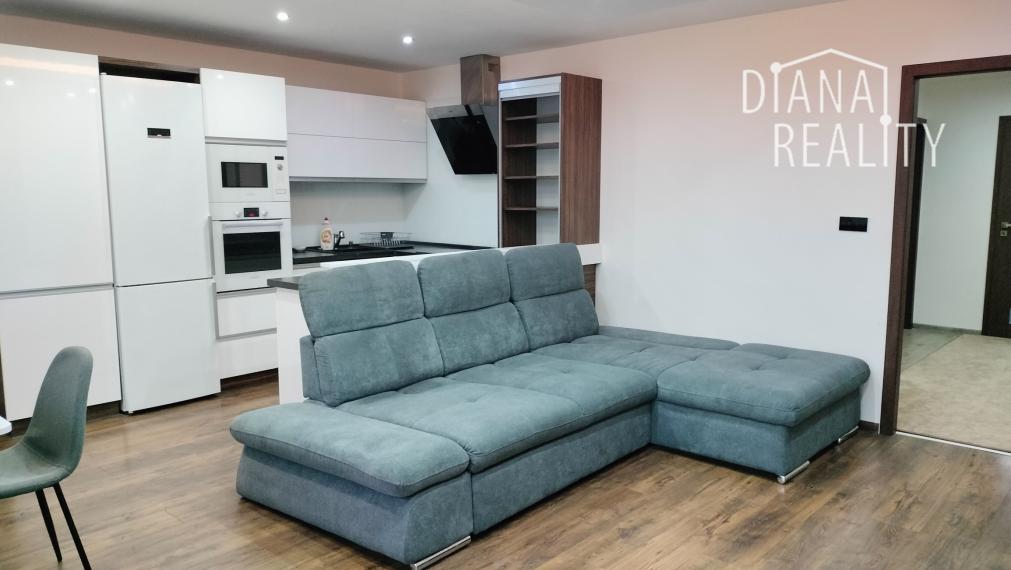 Na prenájom 3-izbový nadštandardný byt na Terase