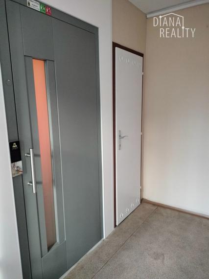 Na prenájom 3-izbový nadštandardný byt na Terase