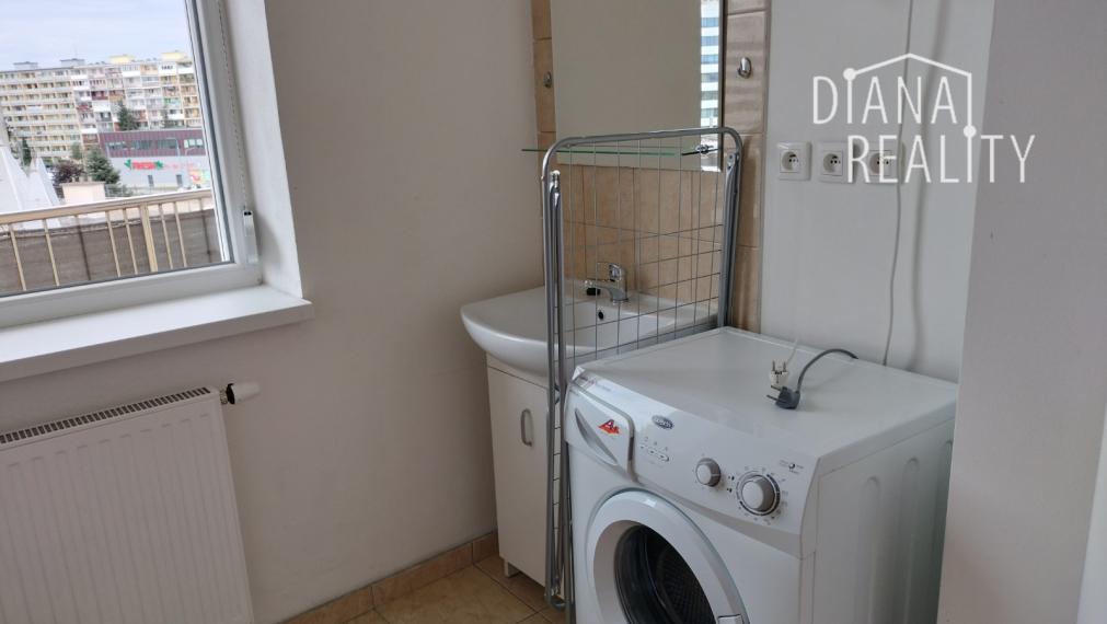 Na prenájom 1,5 izbový priestranný byt na Dunajskej ulici v Košiciach