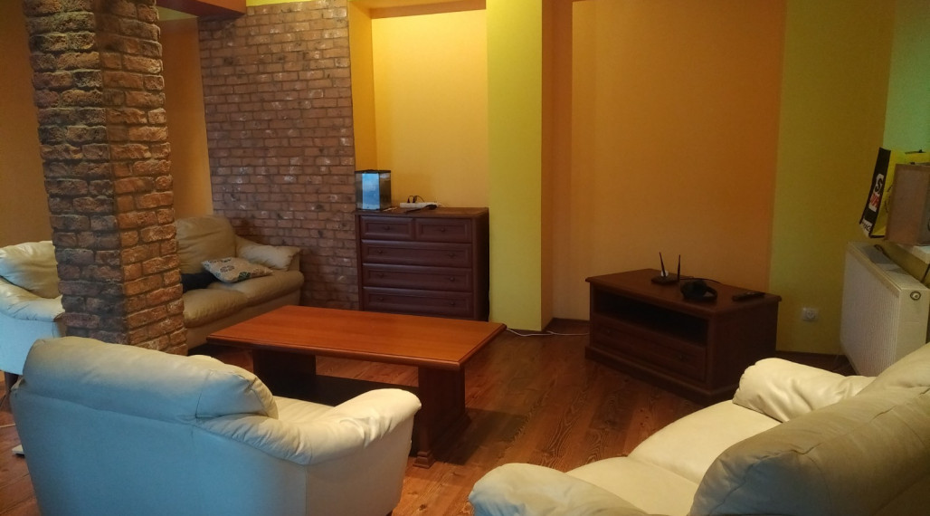 Nadštandardný 3- izbový byt, aj pre 3 študentov , každý 300 eur mesačne