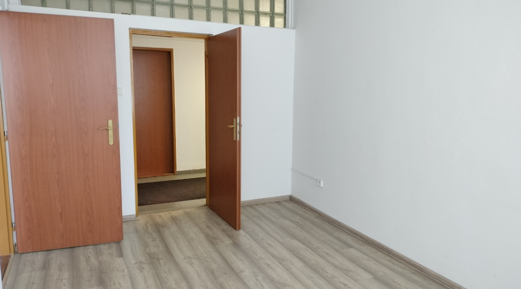 Vyšné Opátske prenájom kancelárie