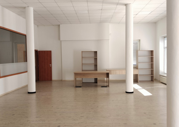 Na prenájom obchodný priestor v Barci, znížená cena