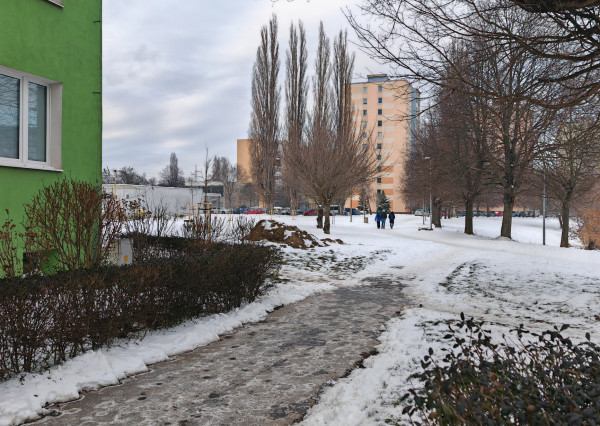 Predaj 1-izbového bytu na Azovskej ulici, v blízkosti vodnej plochy Jazera