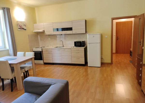 2-izbový byt na prenájom Skladná, blízko centra