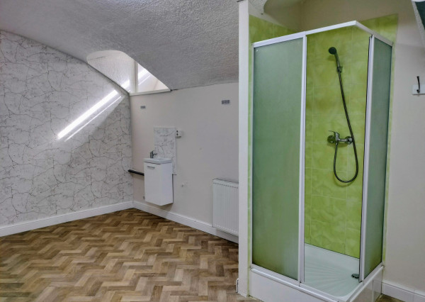 Na prenájom priestor v centre-starostlivosť o telo